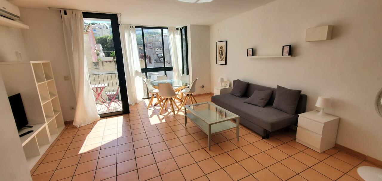 Apartment -
                        L´escala -
                        2 bedrooms -
                        4 persons