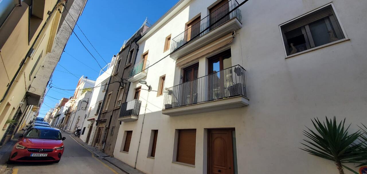 Apartment - L´escala - 3 bedrooms - 8 persons